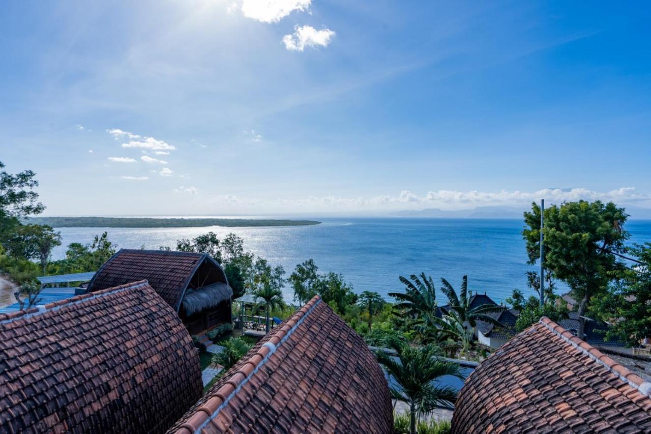 Sundi Ocean Bungalow By Abm Toyapakeh Экстерьер фото