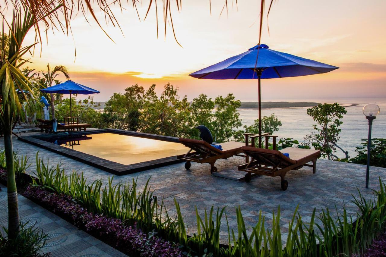 Sundi Ocean Bungalow By Abm Toyapakeh Экстерьер фото